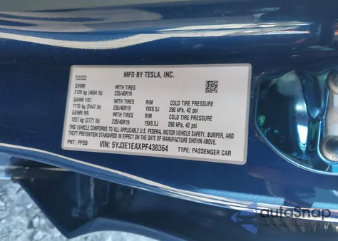 2023 Tesla Model 3 Rear-Wheel Drive z USA, uszkodzony, nr VIN 5YJ3E1EAXPF438364